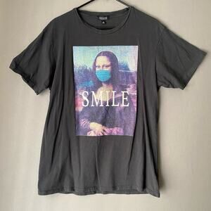 La LA Land Creative sz M Mona Lisa face mask graphic tee‎